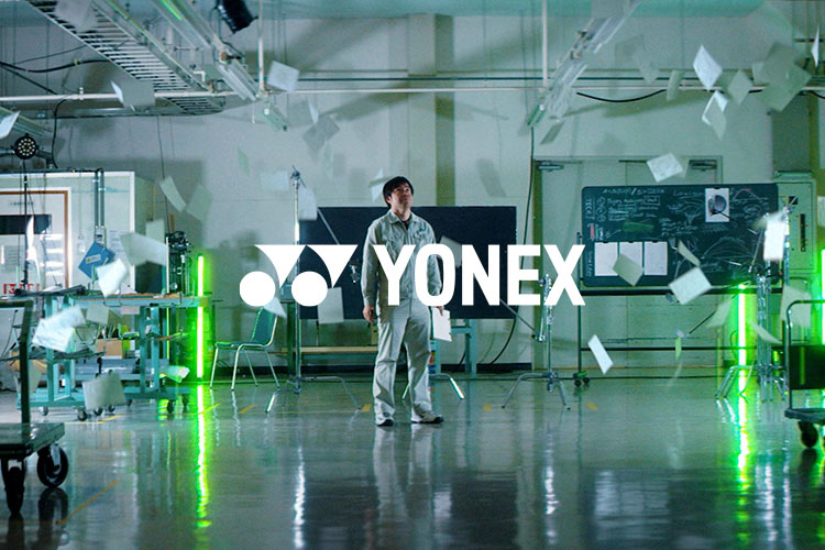 YONEX NEW EZONE GT<br />
GOLF LAUNCH CAMPAIGN